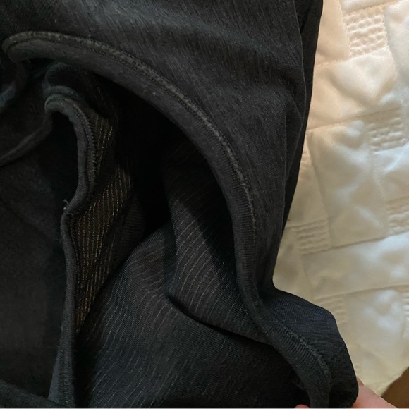 Lululemon black heathered cross back razor tank sports bra size 4 - Picture 3 of 7